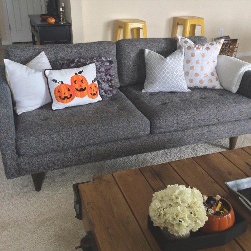 Eliot Loveseat Joybird